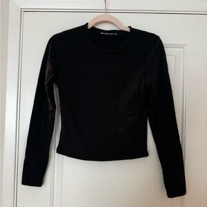 Abercrombie & Fitch - Long-Sleeve Cotton-Blend Seamless Fabric Cropped Tee